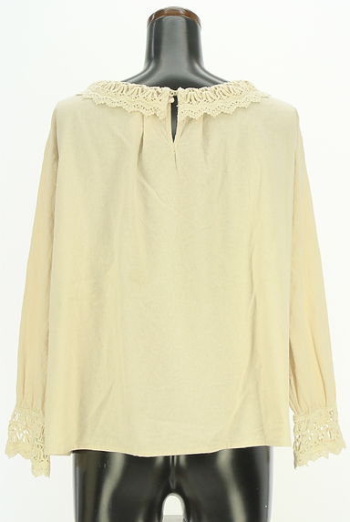 Samansa Mos2（サマンサモスモス）の古着「刺繍レース襟カットソー（カットソー・プルオーバー）」大画像２へ