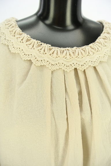 Samansa Mos2（サマンサモスモス）の古着「刺繍レース襟カットソー（カットソー・プルオーバー）」大画像４へ