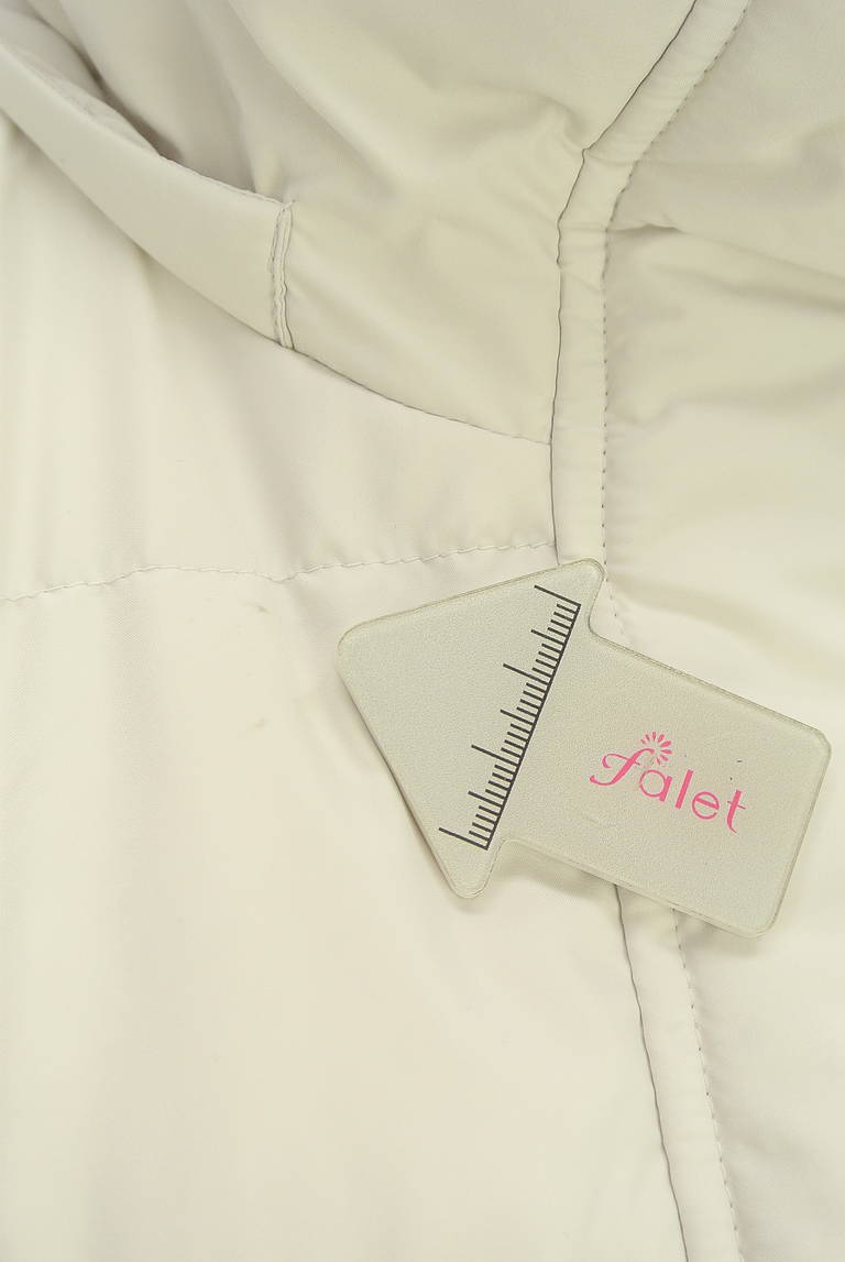 BLUE LABEL CRESTBRIDGE（ブルーレーベル・クレストブリッジ）の古着「商品番号：PR10336524」-大画像5