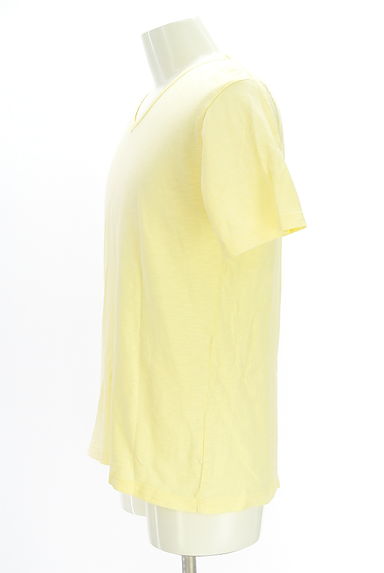 クリックで大画像表示 TAKEO KIKUCHI(タケオキクチ)の古着「VネックTシャツ(Tシャツ)」大画像3へ