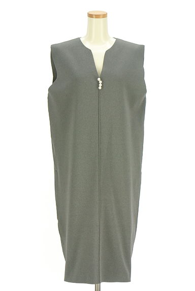 組曲（クミキョク）の古着「パール付き膝下ボックスニットワンピース（ワンピース・チュニック）」大画像１へ