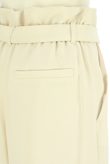 クリックで大画像表示 組曲(クミキョク)の古着「ベルト付きタックワイドパンツ(パンツ)」大画像4へ