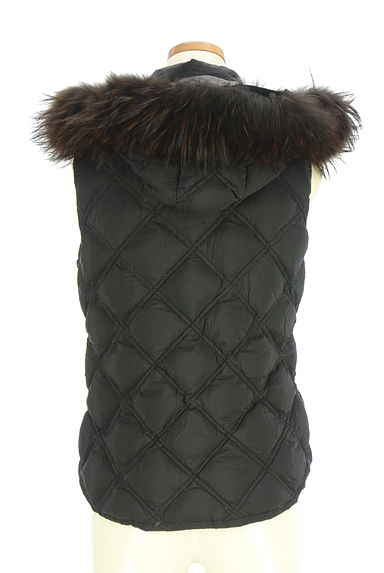 TATRAS（タトラス）の古着「キルティングダウンベスト（ダウンベスト）」大画像２へ