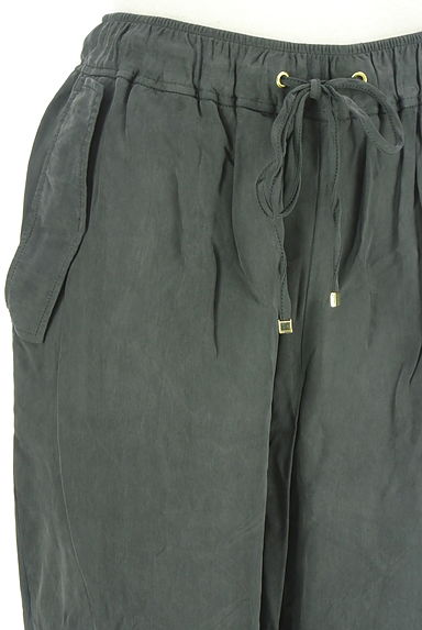 クリックで大画像表示 BARNYARDSTORM(バンヤードストーム)の古着「サテン風ワイドパンツ(パンツ)」大画像4へ