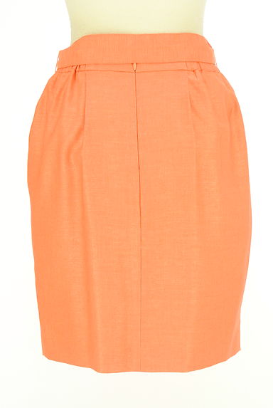 クリックで大画像表示 NOLLEY'S(ノーリーズ)の古着「ベルト付き膝上タックスカート(スカート)」大画像2へ