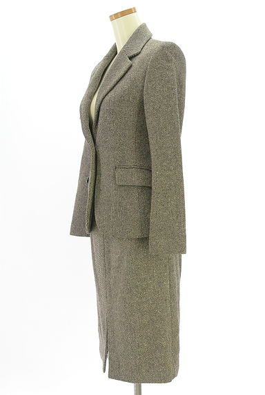 クリックで大画像表示 INED(イネド)の古着「テーラードジャケット+膝丈タイトスカート(セットアップ(ジャケット+スカート))」大画像3へ