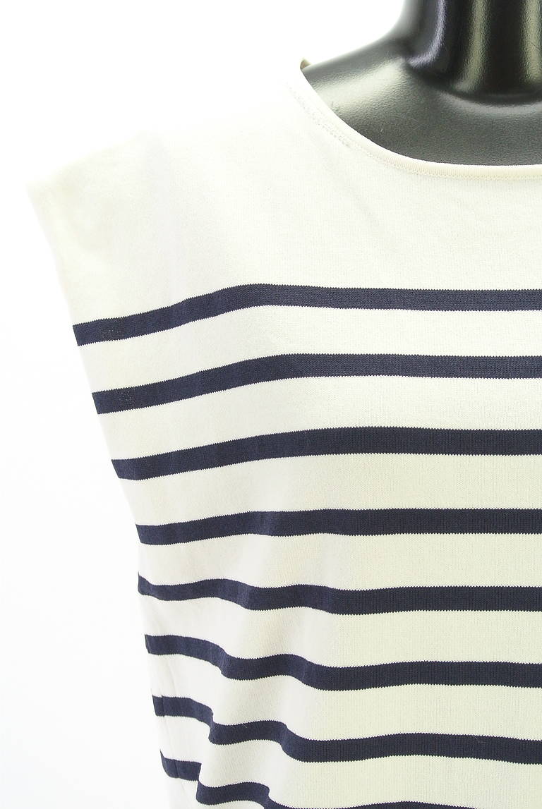 YECCA VECCA（イェッカヴェッカ）の古着「商品番号：PR10336746」-大画像4