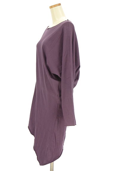 クリックで大画像表示 antiqua(アンティカ)の古着「アシメロングカットソー(カットソー・プルオーバー)」大画像3へ