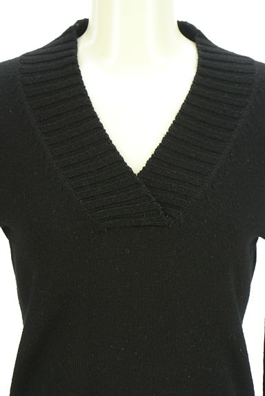 クリックで大画像表示 UNTITLED(アンタイトル)の古着「ロールアップ袖Vネックニット(ニット)」大画像4へ