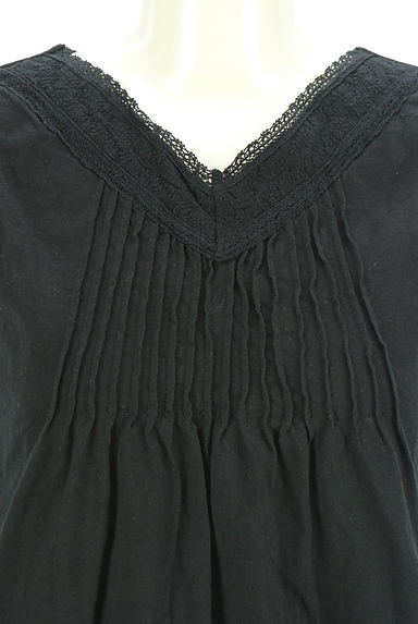 クリックで大画像表示 Samansa Mos2(サマンサモスモス)の古着「レース切替ノースリカットソー(カットソー・プルオーバー)」大画像4へ