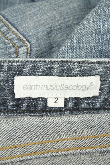 クリックで大画像表示 earth music&ecology(アースミュージック&エコロジー)の古着「ロールアップクロップドデニムパンツ(デニムパンツ)」大画像6へ
