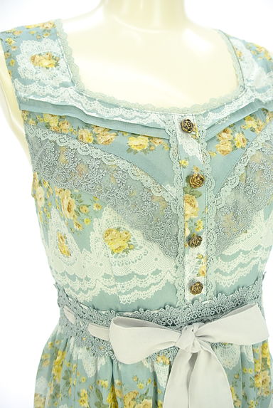 クリックで大画像表示 axes femme(アクシーズファム)の古着「花柄シフォン膝丈フレアワンピース(ワンピース・チュニック)」大画像4へ