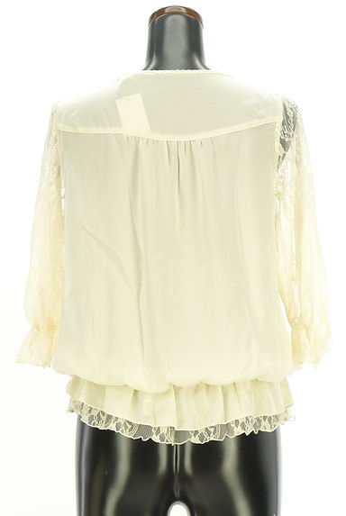 クリックで大画像表示 axes femme(アクシーズファム)の古着「7分袖レースカットソー(カットソー・プルオーバー)」大画像2へ