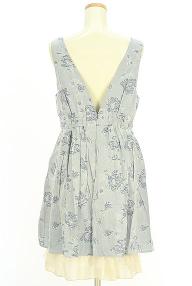 クリックで大画像表示 axes femme(アクシーズファム)の古着「裾フリル膝上フレアワンピース(キャミワンピース)」大画像2へ