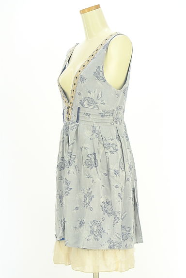 クリックで大画像表示 axes femme(アクシーズファム)の古着「裾フリル膝上フレアワンピース(キャミワンピース)」大画像3へ