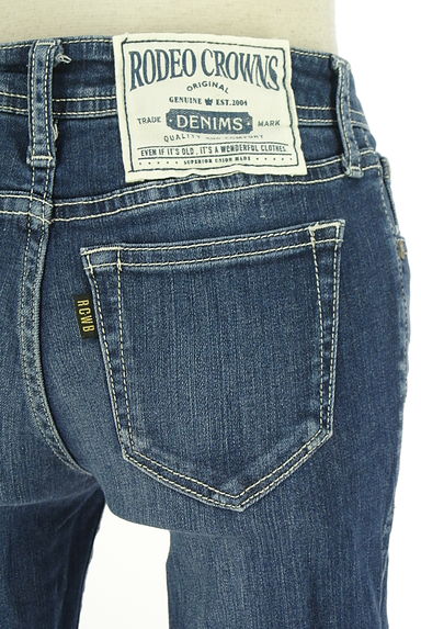 クリックで大画像表示 RODEO CROWNS(ロデオクラウン)の古着「ウォッシュド加工スキニーデニム(デニムパンツ)」大画像5へ