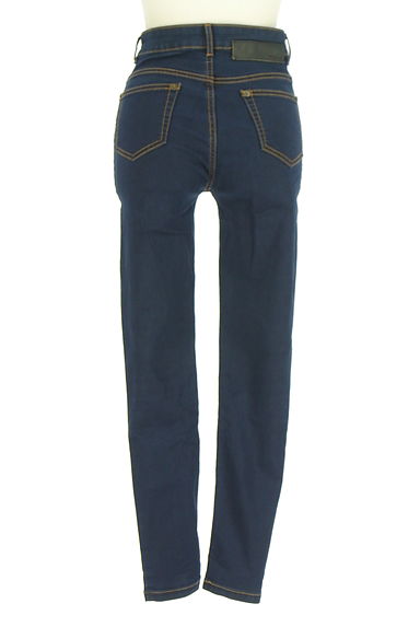 クリックで大画像表示 JEANASiS(ジーナシス)の古着「ストレッチスキニーデニムパンツ(デニムパンツ)」大画像2へ