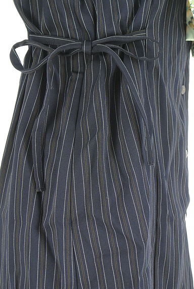 クリックで大画像表示 axes femme(アクシーズファム)の古着「ボウタイ付き膝下ストライプシャツワンピース(ワンピース・チュニック)」大画像5へ