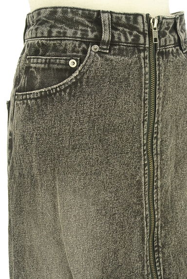 クリックで大画像表示 JEANASiS(ジーナシス)の古着「ダブルジップクラッシュブラックデニムスカート(ロングスカート・マキシスカート)」大画像4へ
