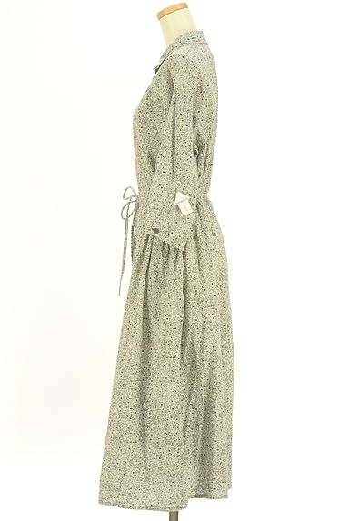 クリックで大画像表示 To b. by agnes b.(トゥービーバイアニエスベー)の古着「小花柄ミモレシャツワンピース(ワンピース・チュニック)」大画像3へ