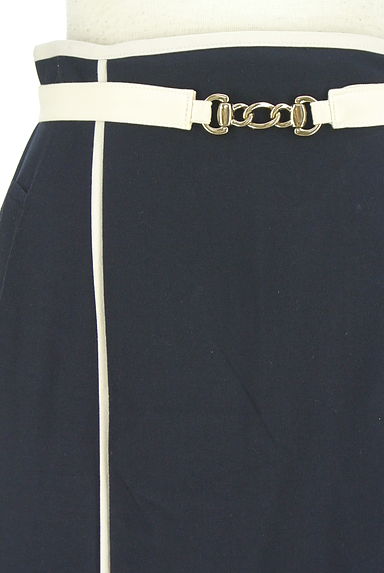 クリックで大画像表示 REDYAZEL(レディアゼル)の古着「パイピングロングフレアスカート(ロングスカート・マキシスカート)」大画像4へ