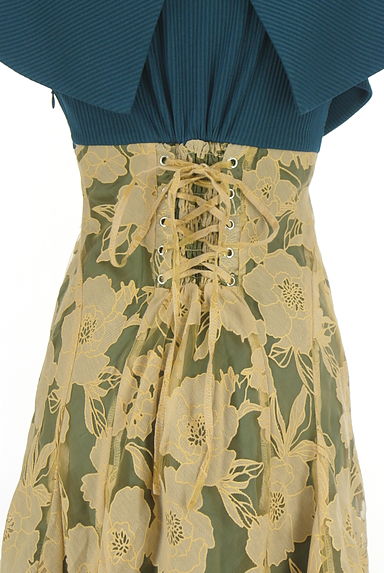 クリックで大画像表示 dazzlin(ダズリン)の古着「リブ×花柄レースワンピース(ワンピース・チュニック)」大画像4へ