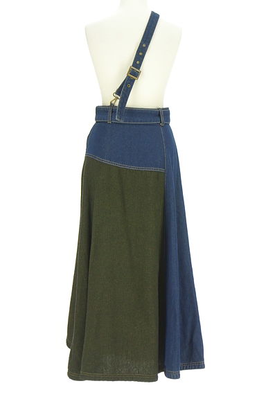 クリックで大画像表示 REDYAZEL(レディアゼル)の古着「ワンショルアシンメトリーデニムロングスカート(ロングスカート・マキシスカート)」大画像2へ