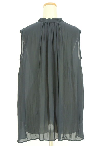 クリックで大画像表示 ROPE(ロペ)の古着「シアーノースリブラウス(カットソー・プルオーバー)」大画像2へ