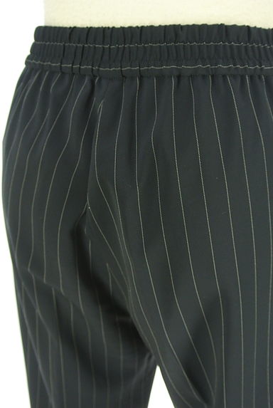 クリックで大画像表示 iCB(アイシービー)の古着「ピンストライプテーパードパンツ(パンツ)」大画像5へ