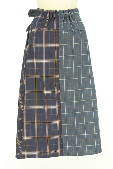 クリックで大画像表示 REDYAZEL(レディアゼル)の古着「バイカラーチェック柄ロング巻きスカート(スカート)」大画像2へ
