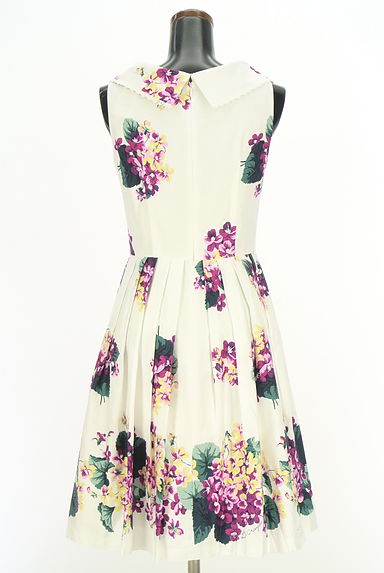 クリックで大画像表示 Lois CRAYON(ロイスクレヨン)の古着「ノースリ花柄ワンピース(ワンピース・チュニック)」大画像2へ