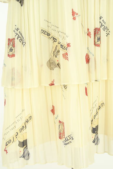 クリックで大画像表示 Lois CRAYON(ロイスクレヨン)の古着「ボウタイ付きノースリ総柄シフォンワンピース(ワンピース・チュニック)」大画像5へ