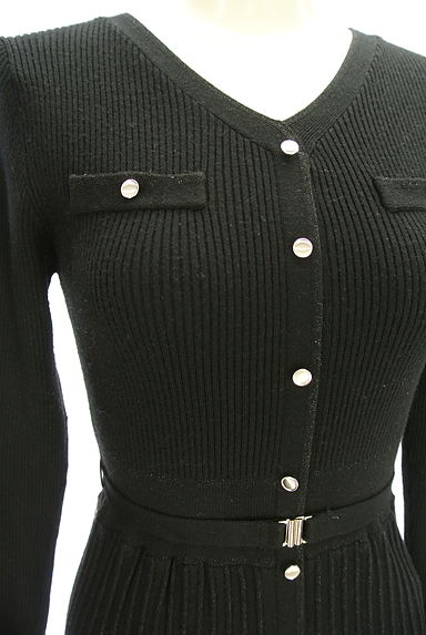 MISCH MASCH（ミッシュマッシュ）の古着「ベルト付き凹凸ストライプニットワンピース（ワンピース・チュニック）」大画像４へ