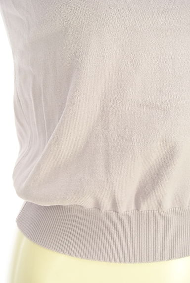 MISCH MASCH（ミッシュマッシュ）の古着「花刺繍入り半そでVネックニットトップス（ニット）」大画像５へ