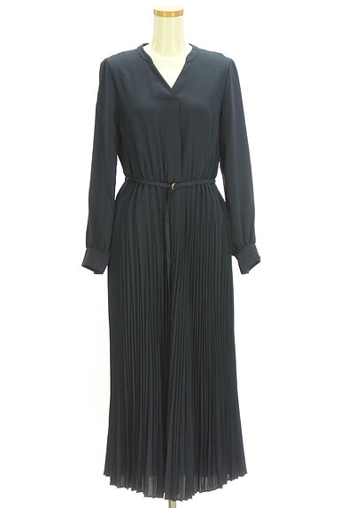 green label relaxing（グリーンレーベル リラクシング）の古着「ベルト付きプリーツロングワンピース（ワンピース・チュニック）」大画像１へ