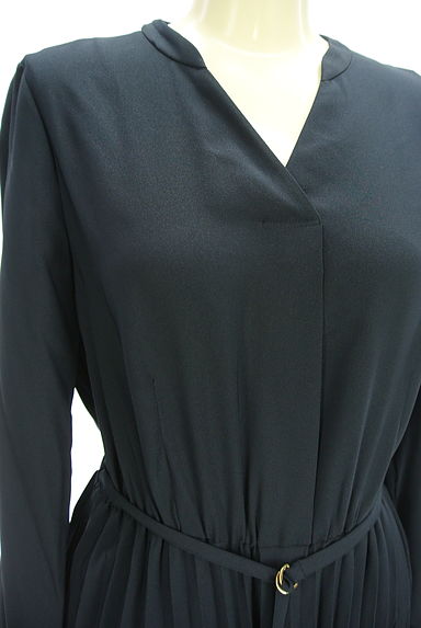 green label relaxing（グリーンレーベル リラクシング）の古着「ベルト付きプリーツロングワンピース（ワンピース・チュニック）」大画像４へ