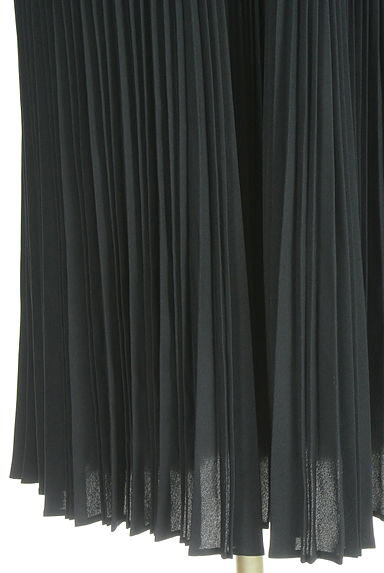 green label relaxing（グリーンレーベル リラクシング）の古着「ベルト付きプリーツロングワンピース（ワンピース・チュニック）」大画像５へ