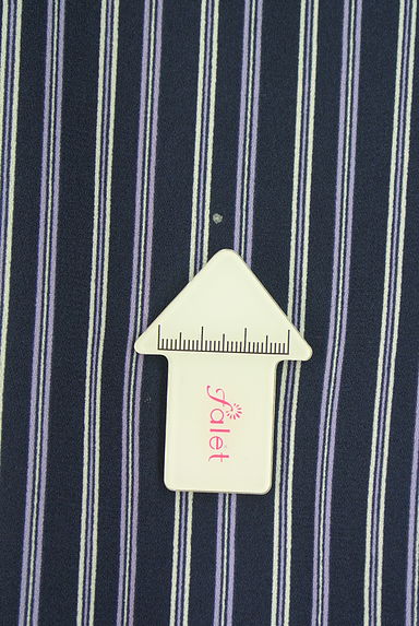 MISCH MASCH（ミッシュマッシュ）の古着「膝下丈ストライプワンピース（ワンピース・チュニック）」大画像５へ