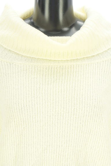 クリックで大画像表示 ROYAL PARTY(ロイヤルパーティ)の古着「オフショルニット(セーター)」大画像4へ