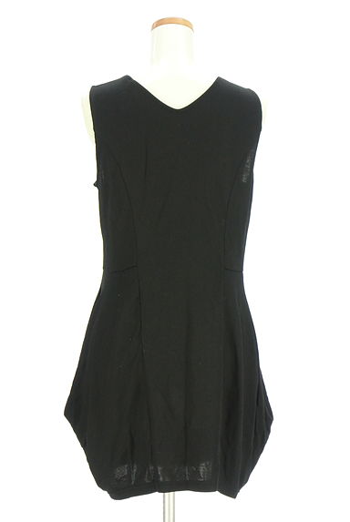 HIROKO BIS（ヒロコビス）の古着「タックドレープロングジレ（ベスト・ジレ）」大画像２へ