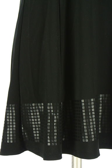 クリックで大画像表示 HIROKO BIS(ヒロコビス)の古着「スクエアプリントフレアチュニック(カットソー・プルオーバー)」大画像4へ