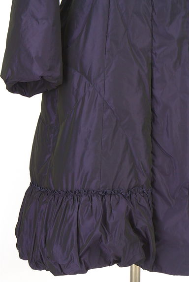 HIROKO KOSHINO（ヒロココシノ）の古着「フリルカラーロングダウンコート（ダウンジャケット・ダウンコート）」大画像５へ