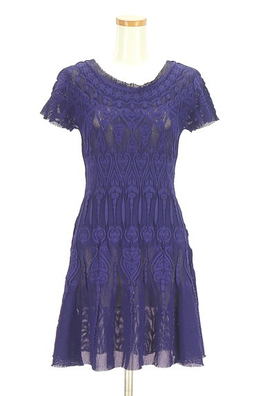 クリックで大画像表示 HIROKO BIS(ヒロコビス)の古着「+RICO HIROKO BIS ダマスク柄編みメッシュニットワンピース(ワンピース・チュニック)」大画像1へ