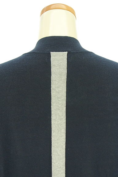 HIROKO KOSHINO（ヒロココシノ）の古着「HIROKO KOSHINO TRUNK シアーニットベスト（カーディガン・ボレロ）」大画像５へ