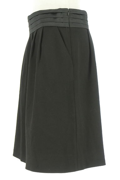 PAUL&JOE（ポール＆ジョー）の古着「膝丈タックフレアスカート（スカート）」大画像３へ