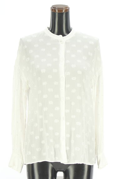 SHIPS（シップス）の古着「花柄刺しゅうノーカラーブラウス（ブラウス）」大画像１へ