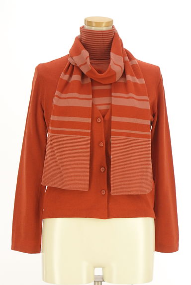 Sybilla（シビラ）の古着「ストール付きタートルニット+カーディガン（アンサンブル）」大画像１へ