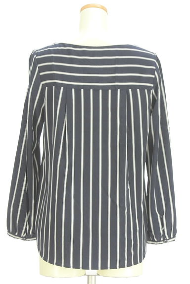 UNTITLED（アンタイトル）の古着「ボーダー×ストライプブラウス（カットソー・プルオーバー）」大画像２へ
