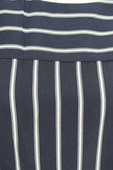 UNTITLED（アンタイトル）の古着「ボーダー×ストライプブラウス（カットソー・プルオーバー）」大画像５へ