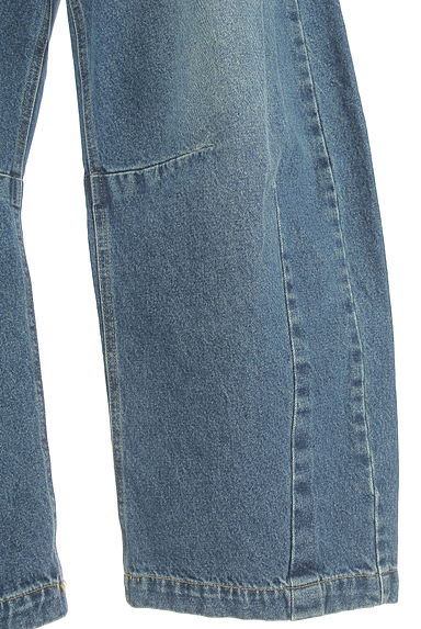 antiqua（アンティカ）の古着「patterntorso カーブワイドパンツ（デニムパンツ）」大画像５へ